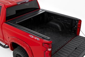 Chevrolet Silverado 1500 Manual Retractable Bed Cover - Rough Country - Matte Black - '19-'26 Chevrolet Silverado 1500 Manual Retractable Bed Cover - Rough Country - Matte Black - '19-'26